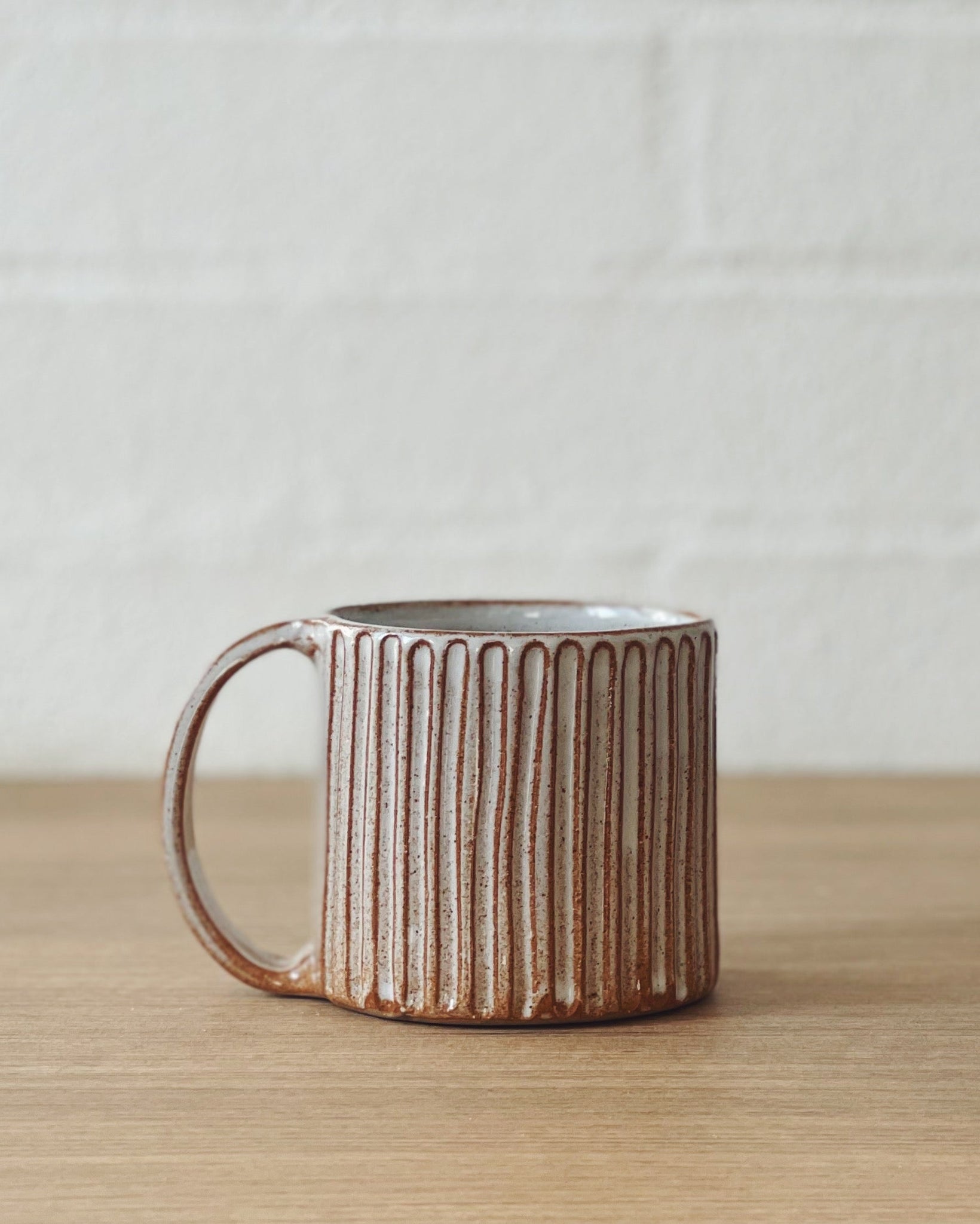 Jenn Johnston Ceramics Carved caramel mug - regular