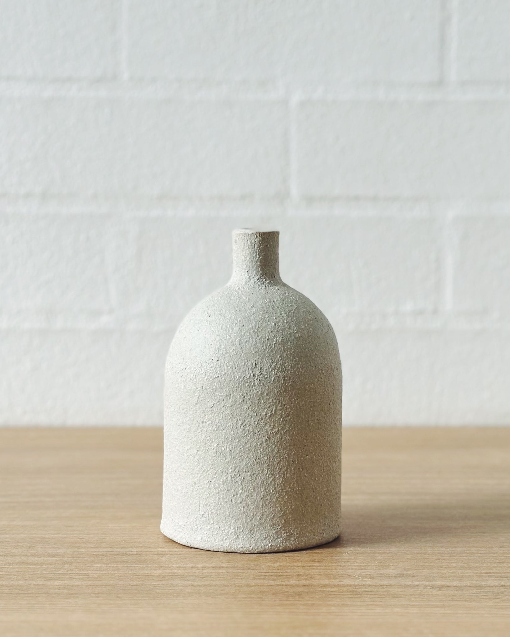 white vaseUP bottle
