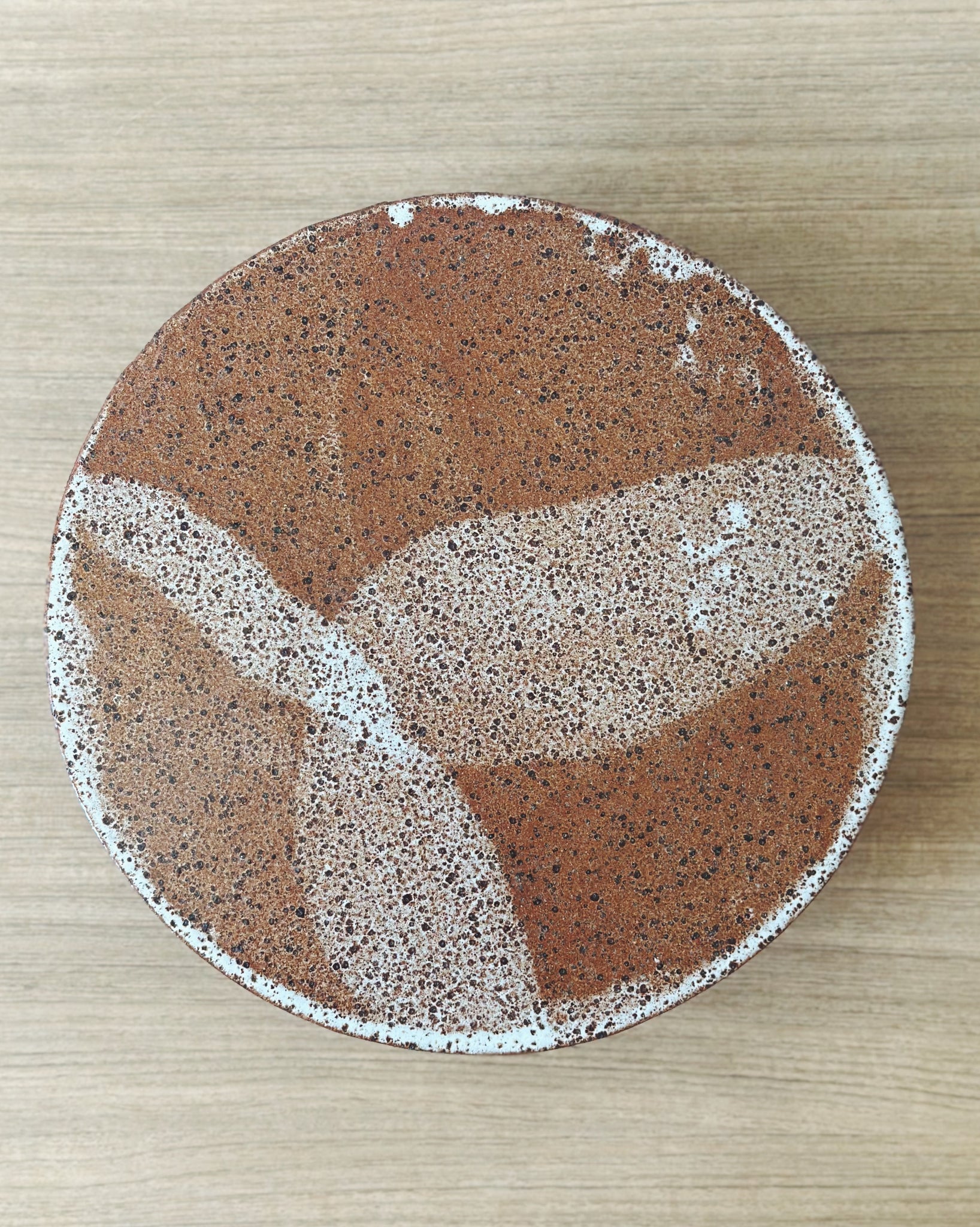 speckled cake stand
