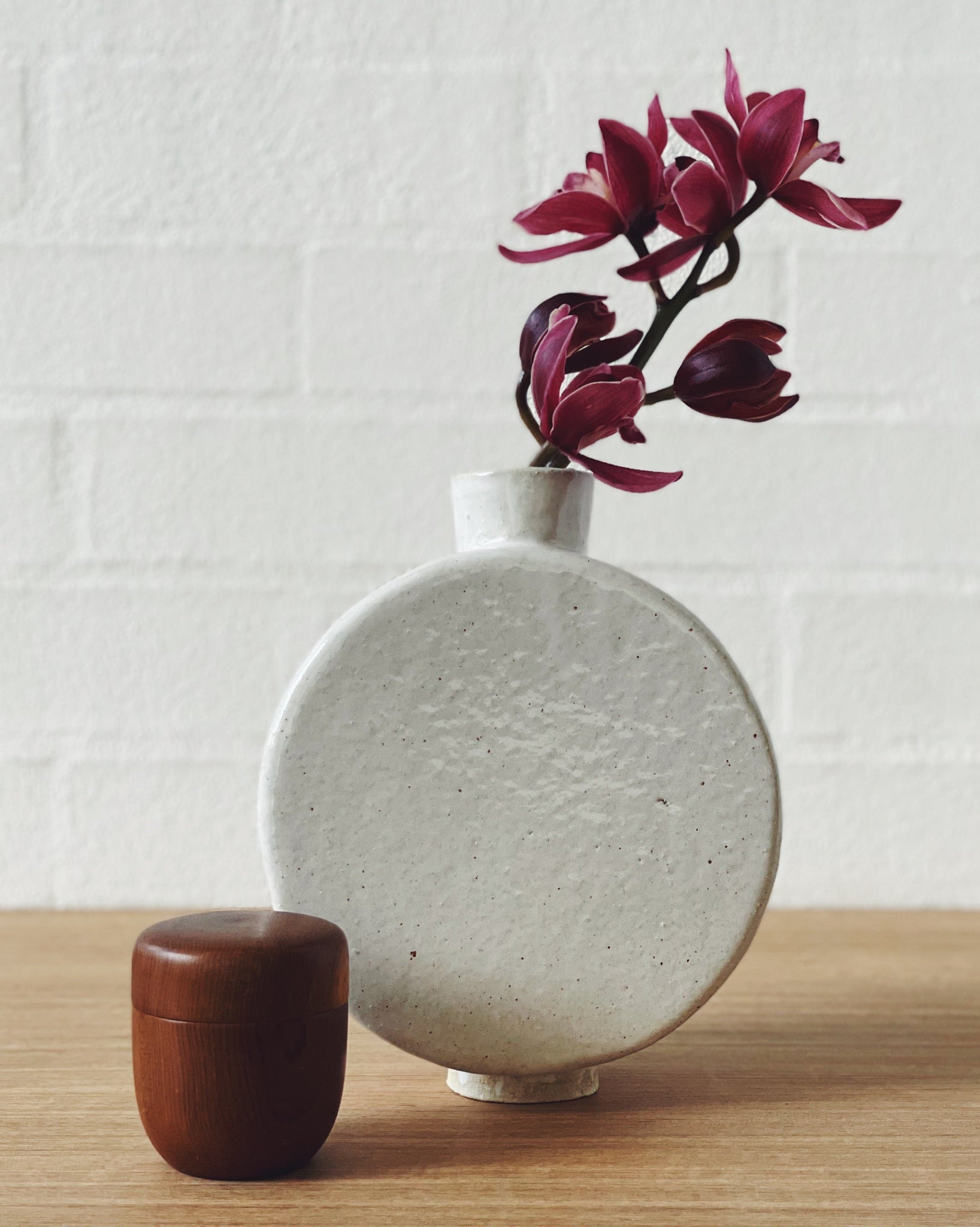 Jenn Johnston Ceramics white flatPACK moon jar - vaseART
