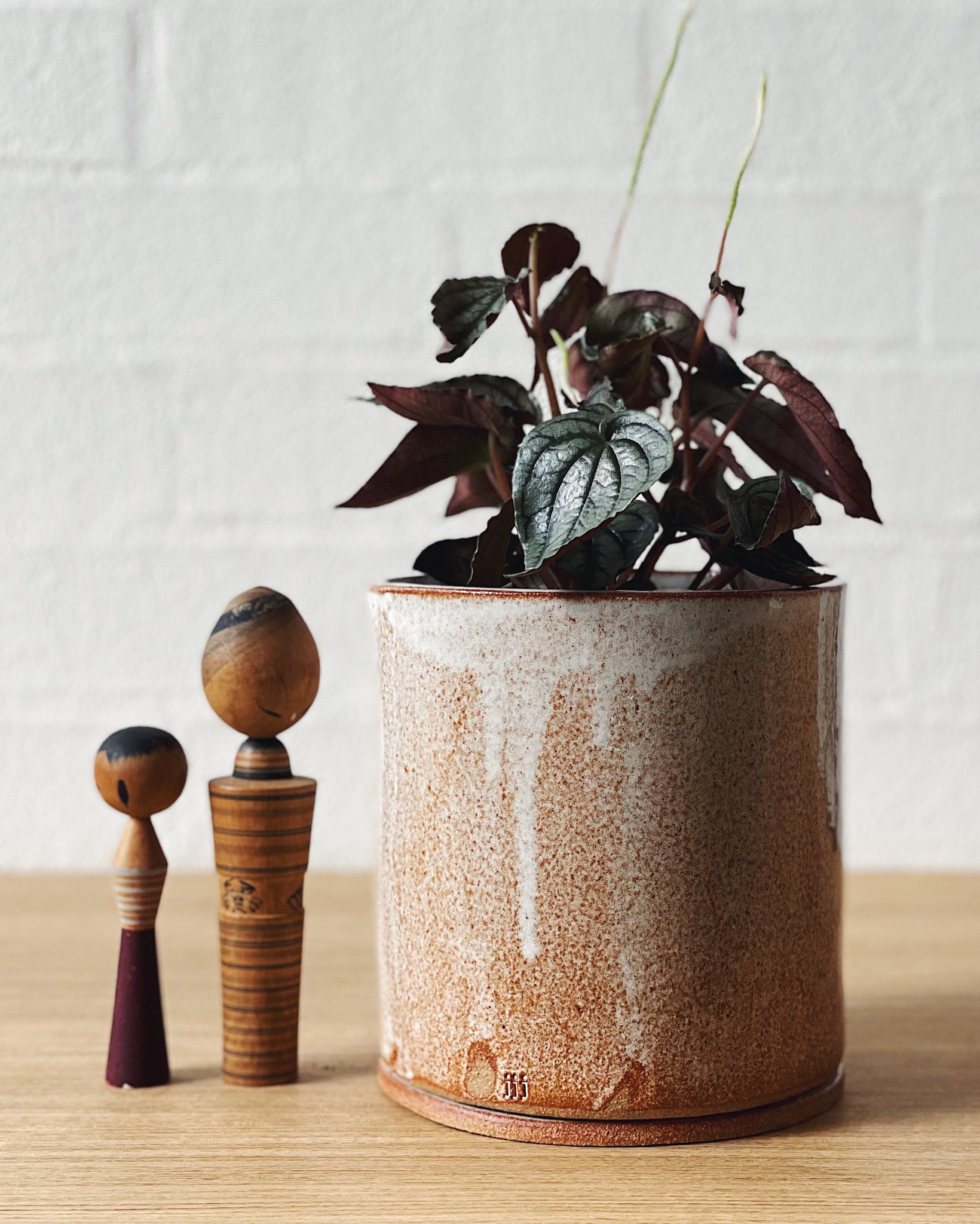 Jenn Johnston Ceramics LIMITED EDITION: caramel planterID